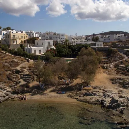 Parian Lithos Hotel 3*