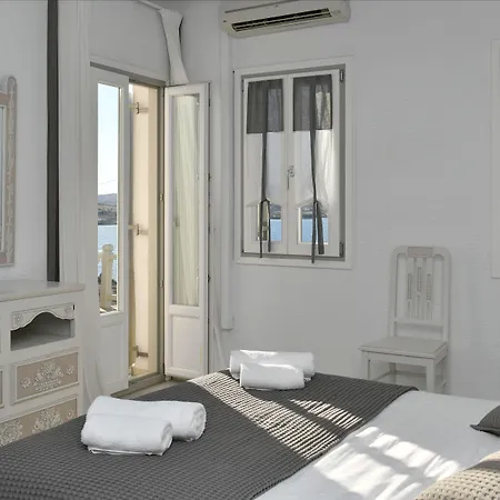 Hotel Parian Lithos 3*