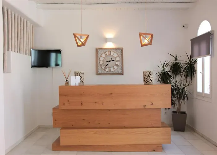 Parian Lithos 3* Nausa