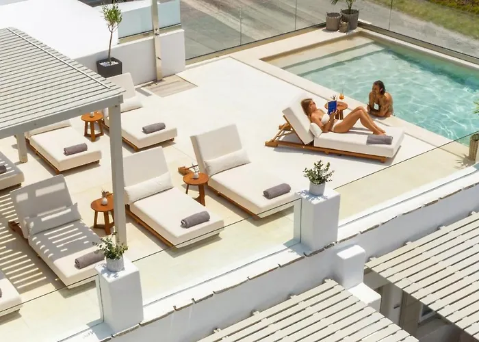 Hotel Parian Lithos 3*