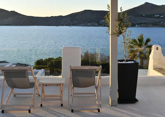 Parian Lithos 3* Naousa