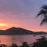 Parian Lithos Hotel