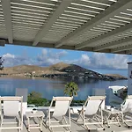 Hotel Parian Lithos