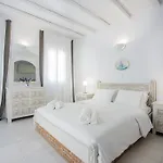 Hotel Parian Lithos Nausa