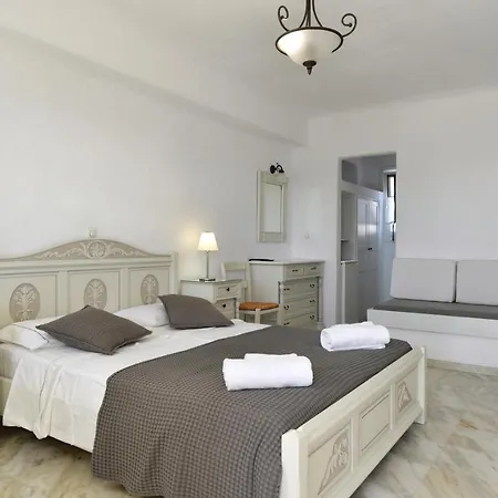 Parian Lithos ナウサ