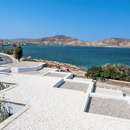 Parian Lithos Hotel