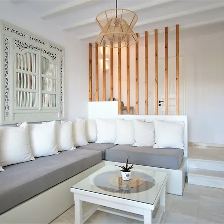 Отель Parian Lithos 3*