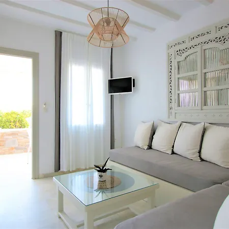 ホテル Parian Lithos 3*