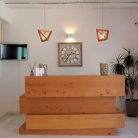 Hotel Parian Lithos 3*