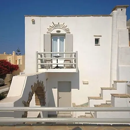 Hotel Parian Lithos