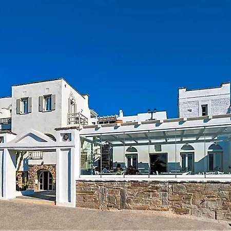 Parian Lithos Hotel 3*